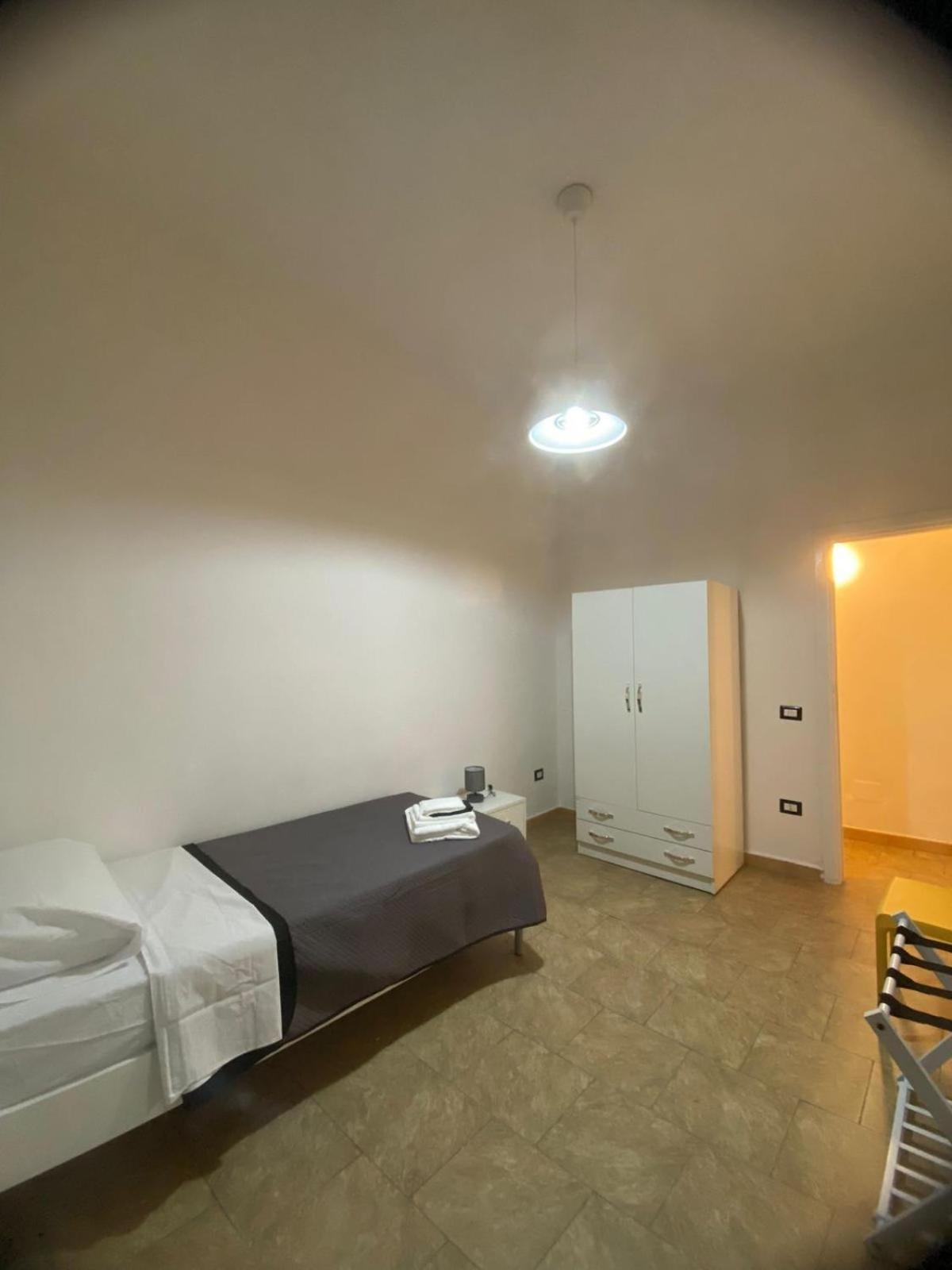 Ferienwohnung Tre Regine Napoli Exterior foto