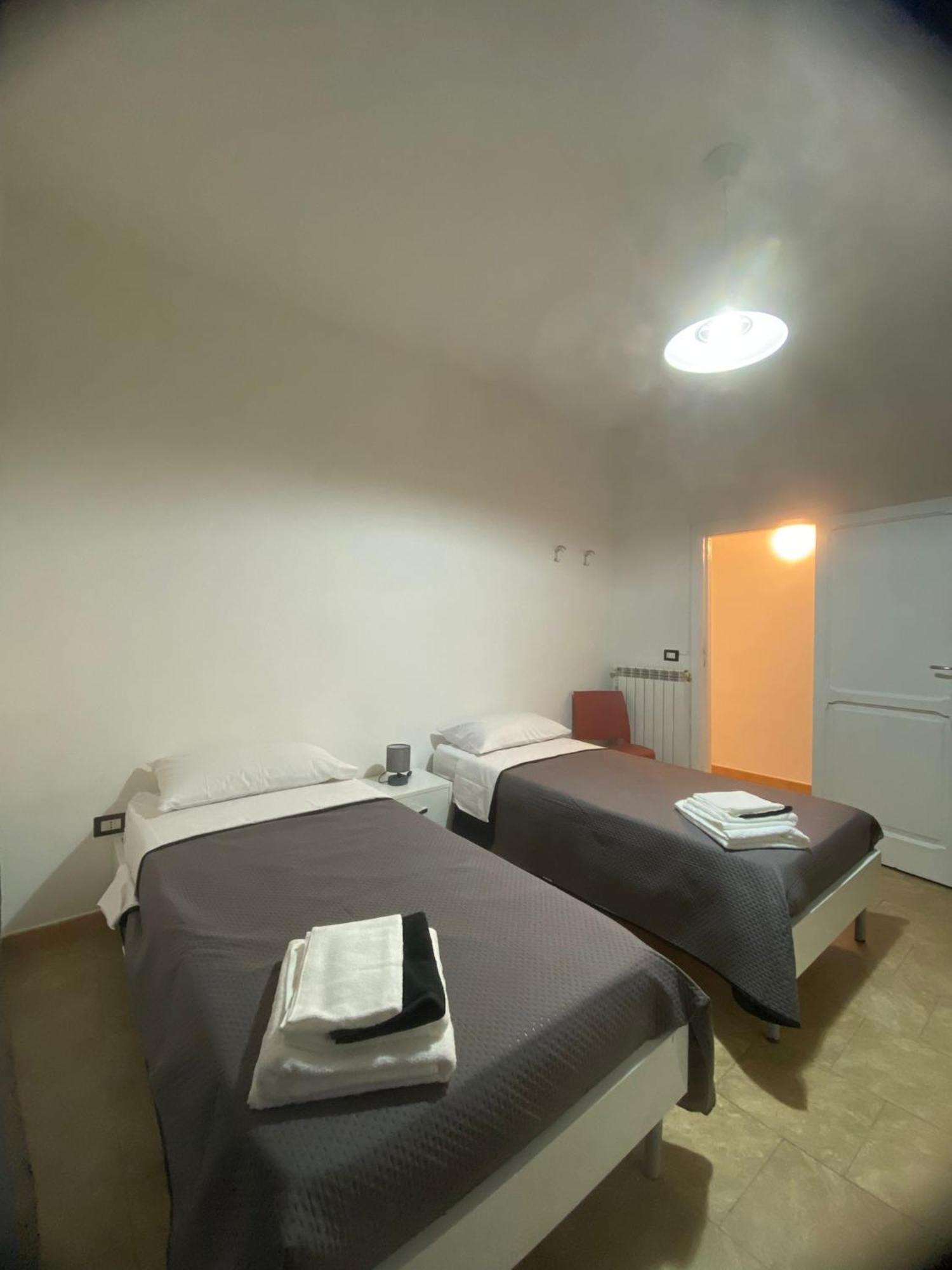 Ferienwohnung Tre Regine Napoli Exterior foto